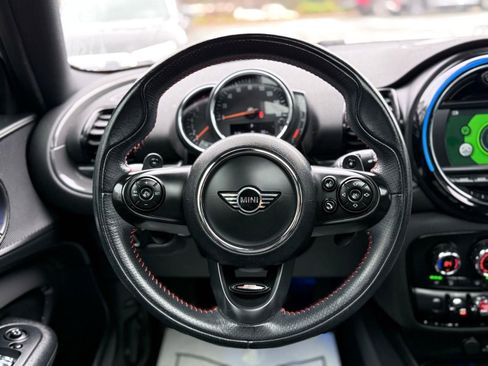 Used 2019 MINI Cooper Clubman S w/ Storage Package image 38