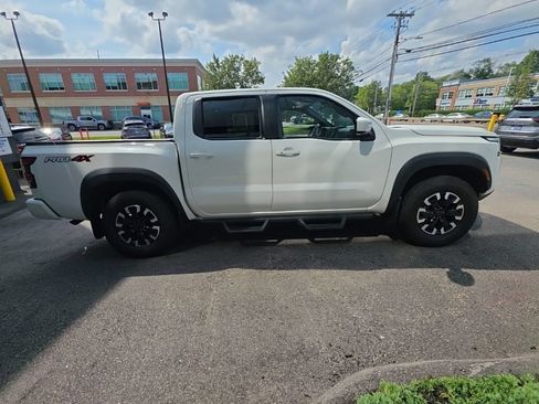 Used 2024 Nissan Frontier PRO-4X w/ Off-Road Protection Package AWD/4WD image 7