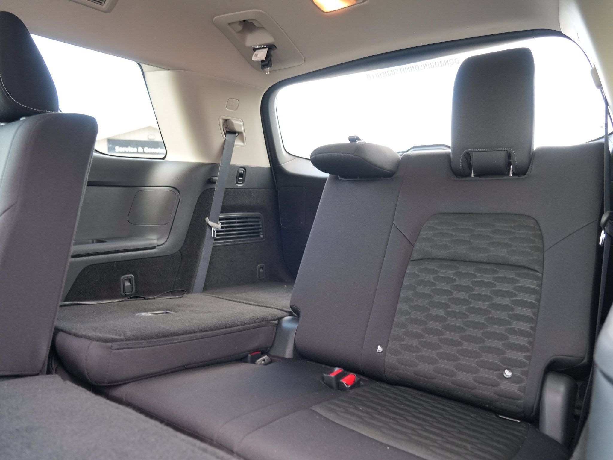 Used 2024 Nissan Pathfinder S AWD/4WD image 27