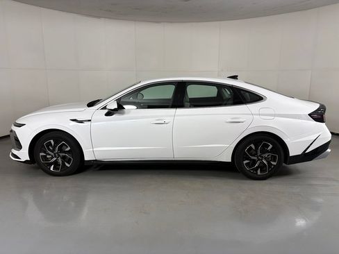 Used 2025 Hyundai Sonata SEL FWD image 6