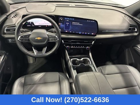 Used 2026 Chevrolet Traverse LT image 27