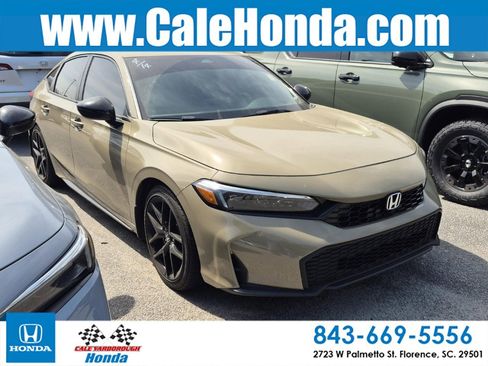 Used 2025 Honda Civic Sport image 1