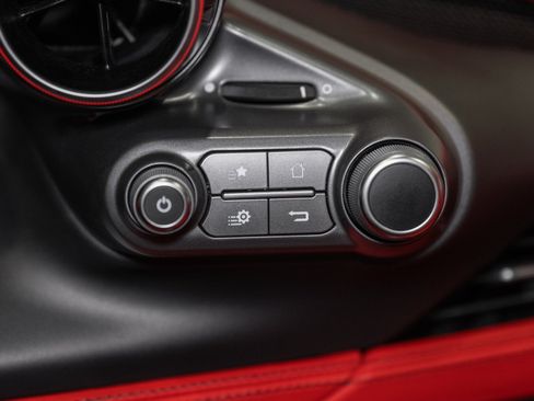 Used 2021 Ferrari F8 Tributo RWD image 30