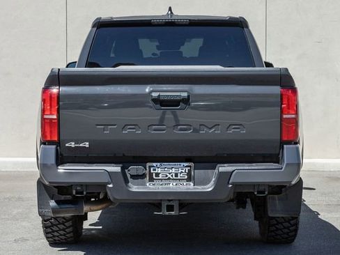 Used 2025 Toyota Tacoma SR5 AWD/4WD image 4