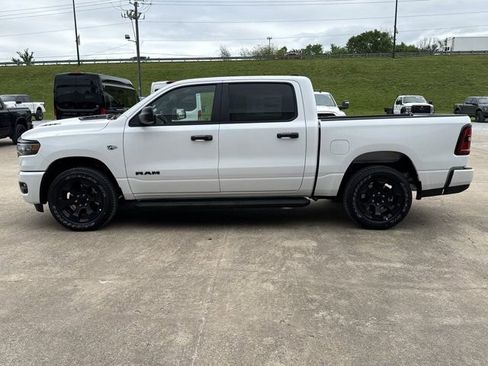 New 2026 RAM 1500 Express AWD/4WD image 9
