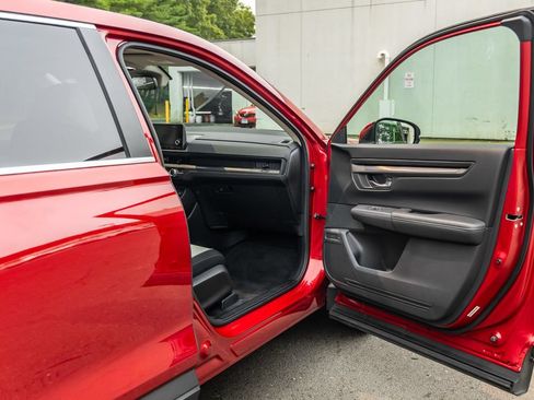 Used 2024 Honda CR-V EX image 18
