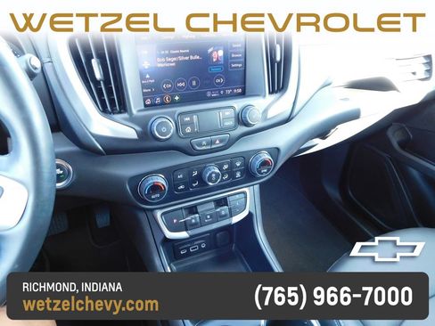 Used 2024 GMC Terrain SLT w/ Tech Package AWD/4WD image 38