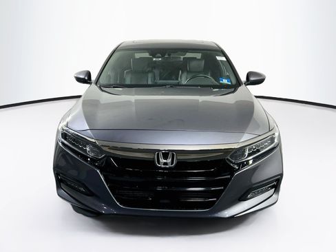 Used 2019 Honda Accord Sport image 2