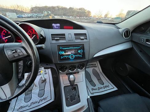 Used 2010 MAZDA MAZDA3 s Sport image 12