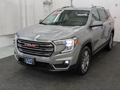Used 2024 GMC Terrain SLT