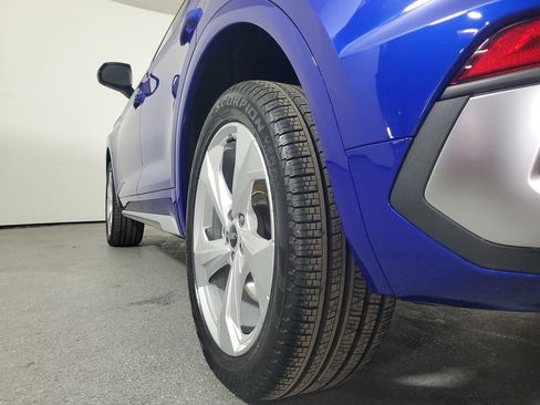 Certified 2024 Audi Q5 2.0T Premium Plus image 3