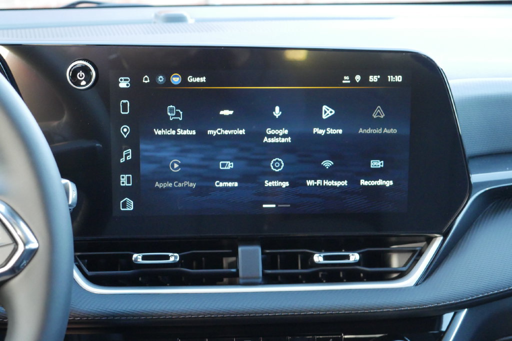 New 2027 Chevrolet Equinox LT w/ Safety and Technology Package AWD/4WD image 19