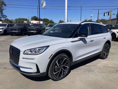 New 2026 Lincoln Corsair Reserve image 9