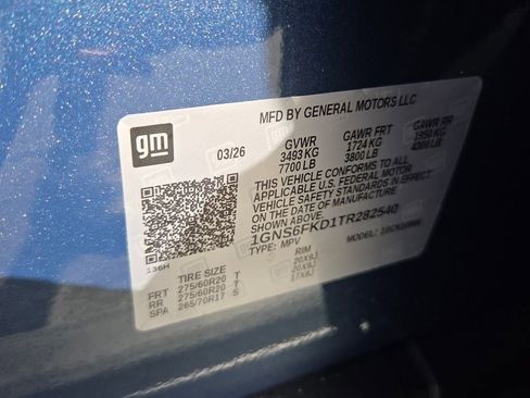 New 2026 Chevrolet Suburban Premier w/ Sun And Tow Package AWD/4WD image 4