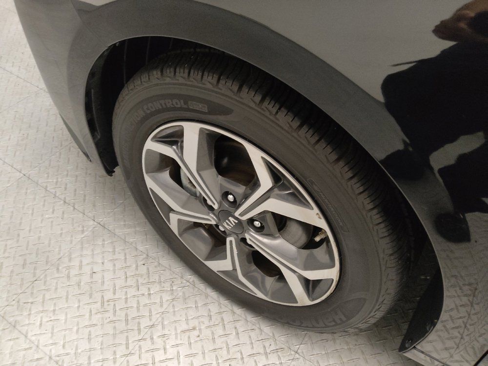 Used 2019 Kia Forte LXS FWD image 31
