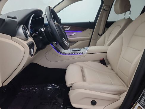 Used 2022 Mercedes-Benz GLC 300 4MATIC image 26