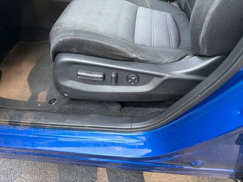 Used 2020 Honda CR-V EX image 12
