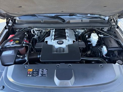 Used 2016 Cadillac Escalade Premium image 27