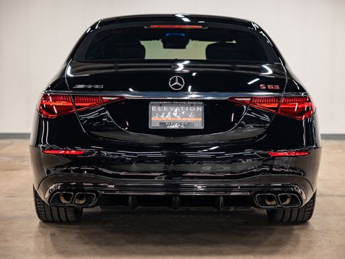 Used 2024 Mercedes-Benz S 63 AMG S image 3
