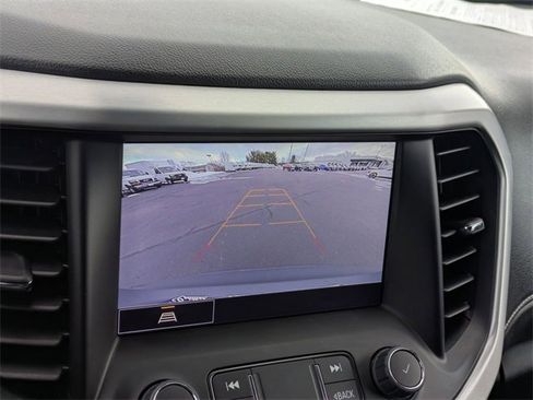 Used 2023 GMC Acadia SLE w/ Driver Convenience Package image 22