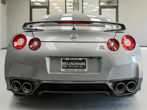 Used 2014 Nissan GT-R Premium AWD/4WD image 27