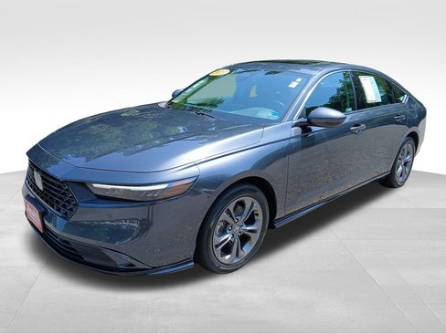 Used 2023 Honda Accord EX-L image 3
