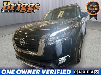 Used 2025 Nissan Pathfinder SL FWD video 1
