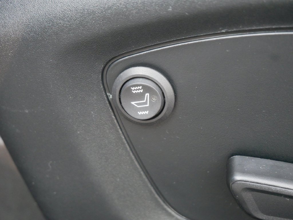 Used 2020 Ford Explorer XLT AWD/4WD image 14