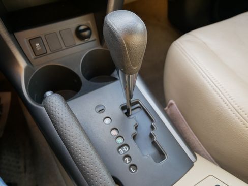 Used 2010 Toyota RAV4 4WD image 29