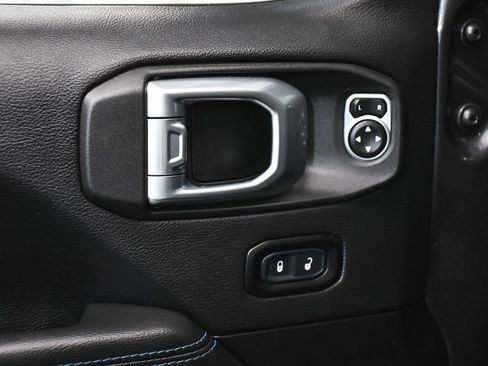 Used 2022 Jeep Wrangler Unlimited Rubicon 4xe w/ Cold Weather Group image 10