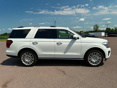 Used 2024 Ford Expedition Limited AWD/4WD image 35