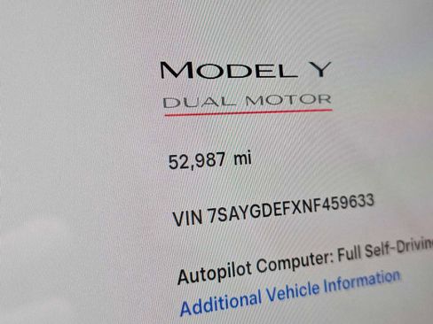Used 2022 Tesla Model Y Performance image 27