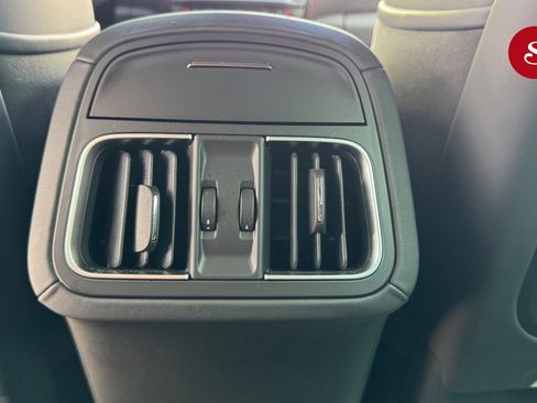 Used 2024 Maserati Levante Modena Ultima image 22