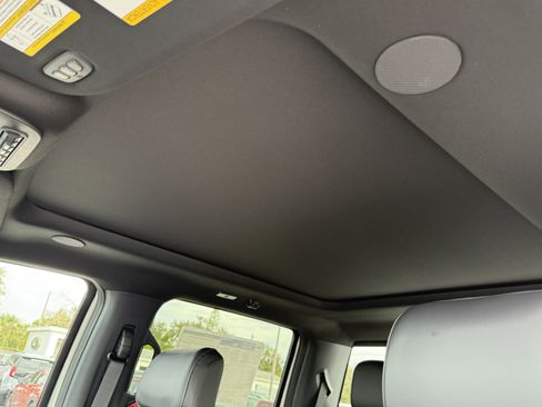 New 2026 Ford F250 Platinum AWD/4WD image 18