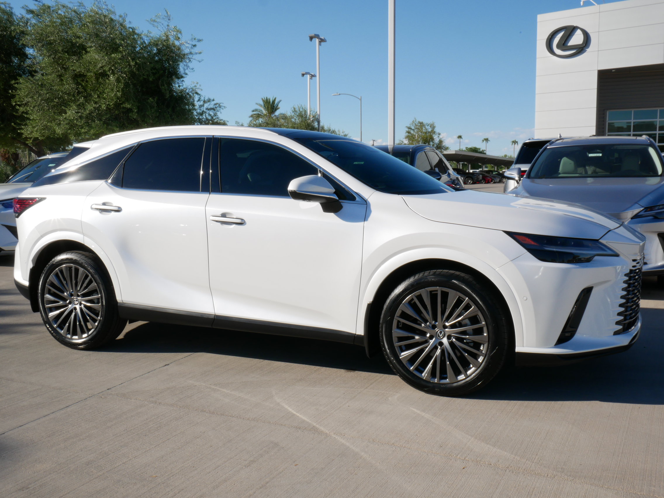 Certified 2024 Lexus RX 350 FWD w/ Convenience Package image 15