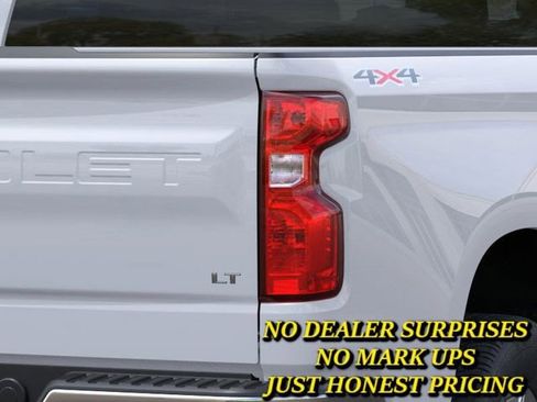 New 2025 Chevrolet Silverado 1500 LT AWD/4WD image 11