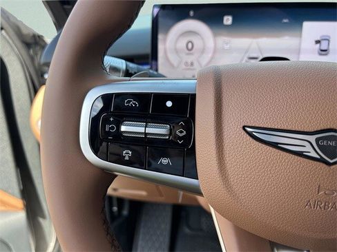New 2026 Genesis GV70 2.5T Advanced image 32