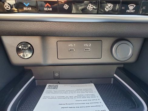 New 2026 Nissan Rogue Platinum w/ Platinum Premium Package AWD/4WD image 16