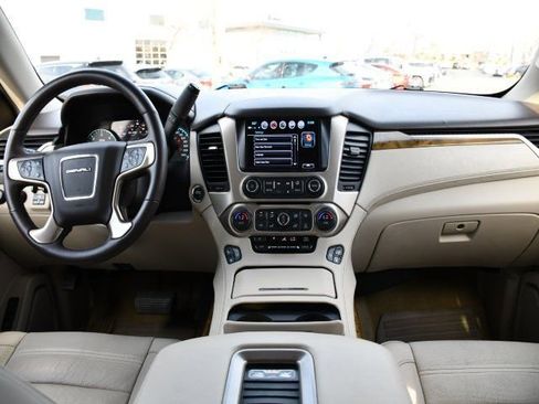Used 2017 GMC Yukon XL Denali w/ Open Road Package image 24