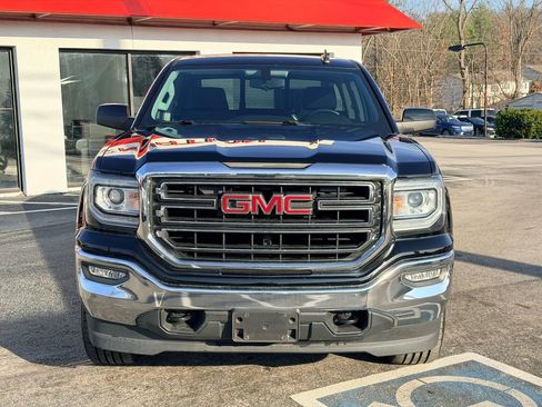 Used 2018 GMC Sierra 1500 SLE w/ SLE Value Package image 9