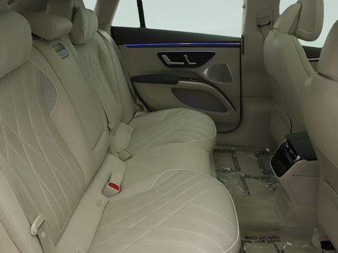 Certified 2023 Mercedes-Benz EQS 580 4MATIC Sedan image 29