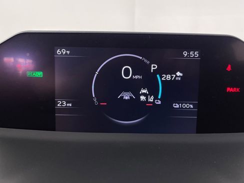 New 2026 Toyota C-HR AWD/4WD image 18