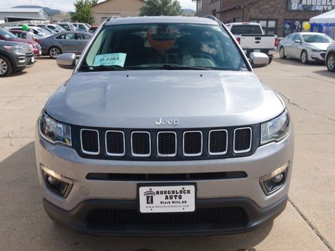 Used 2019 Jeep Compass Latitude w/ Cold Weather Group AWD/4WD image 6