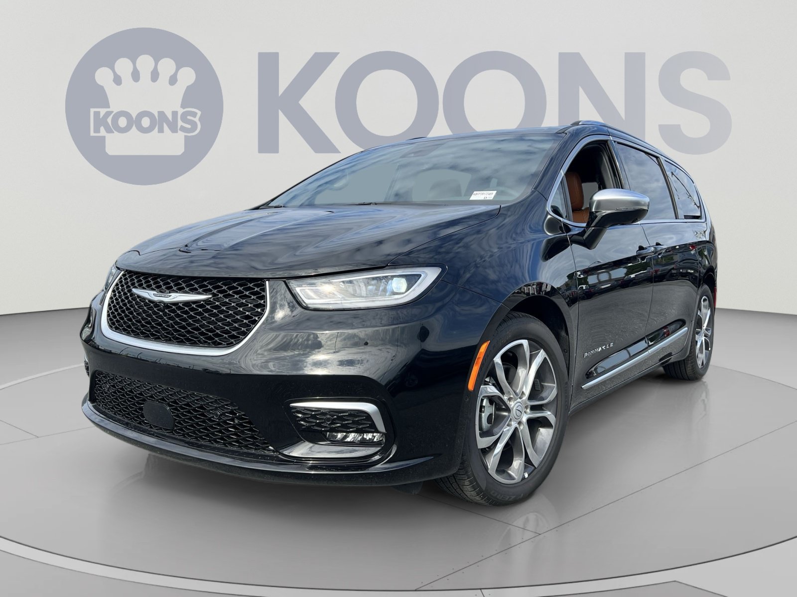 Used 2026 Chrysler Pacifica Pinnacle FWD image 1