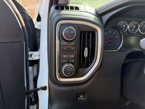 Used 2020 Chevrolet Silverado 2500 LTZ w/ LTZ Plus Package image 26