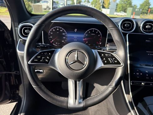 Used 2024 Mercedes-Benz GLC 300 w/ Winter Package image 23