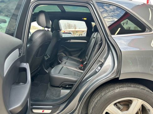 Used 2017 Audi Q5 2.0T Premium Plus w/ Technology Package AWD/4WD image 16