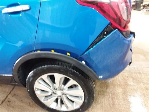 Used 2018 Buick Encore Preferred image 18