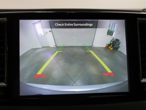 Used 2023 Chrysler Pacifica Touring-L FWD image 49