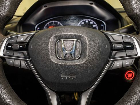 Used 2020 Honda Accord EX image 18